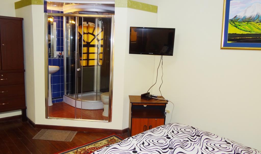 The Yellow House Quito Kamer foto