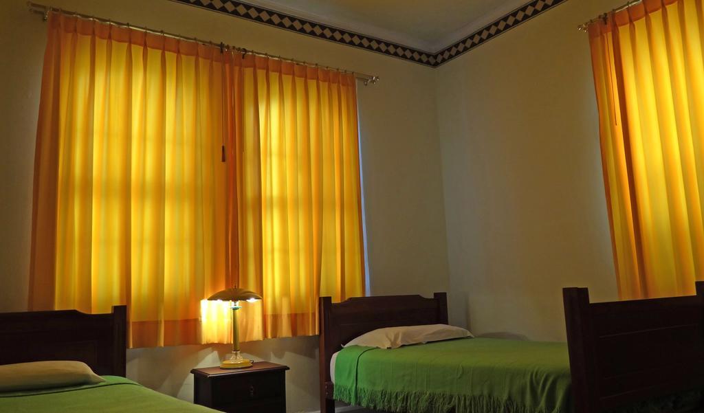 The Yellow House Quito Kamer foto