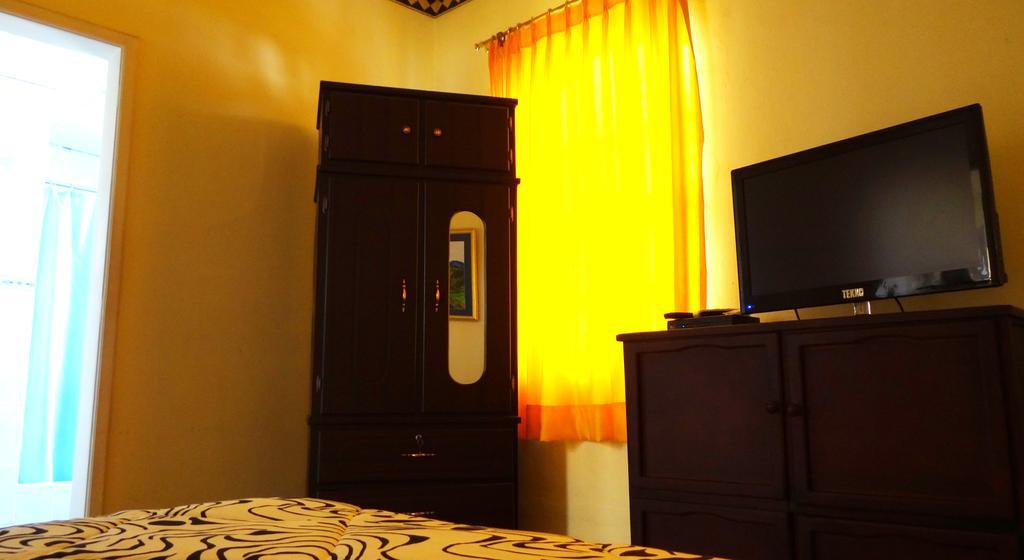The Yellow House Quito Buitenkant foto