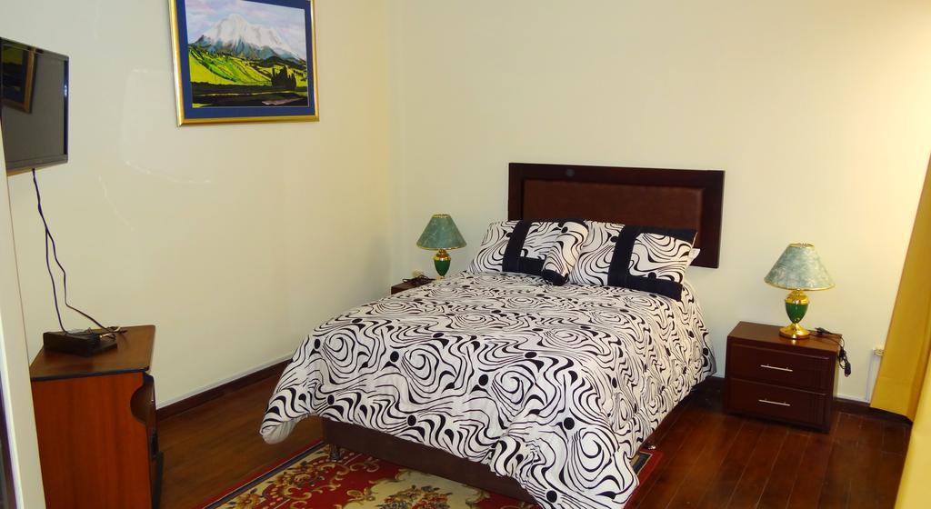 The Yellow House Quito Kamer foto