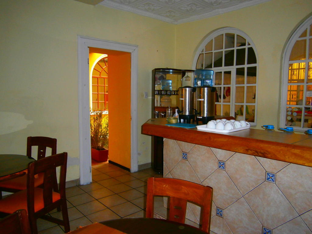 The Yellow House Quito Buitenkant foto